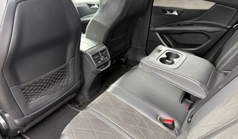 PEUGEOT 3008  | FWD (przód) | Automatyczna | 180 KM | Czarny full