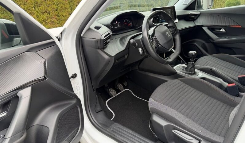 PEUGEOT 2008  | FWD (przód) | Manualna | 110 KM | Biały full