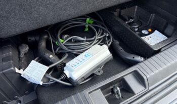 RENAULT Captur  | FWD (przód) | Automatyczna | 160 KM | Niebieski full