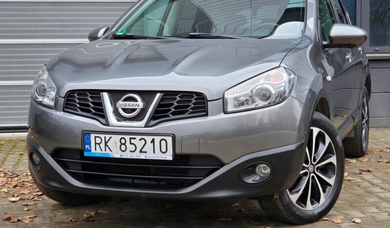 NISSAN Qashqai  | FWD (przód) | Automatyczna | 140 KM | Srebrny full