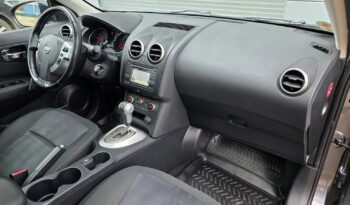 NISSAN Qashqai  | FWD (przód) | Automatyczna | 140 KM | Srebrny full