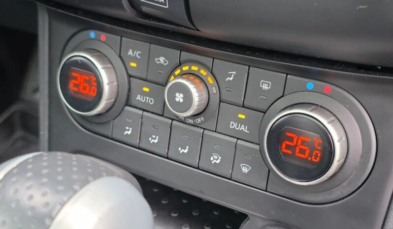 NISSAN Qashqai  | FWD (przód) | Automatyczna | 140 KM | Srebrny full