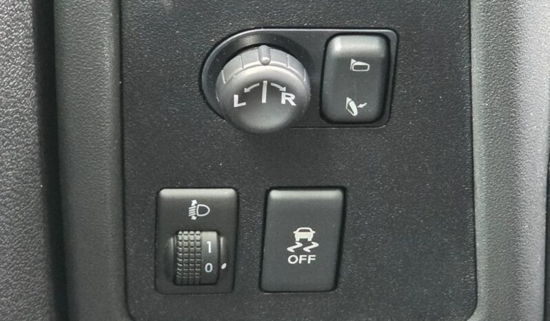 NISSAN Qashqai  | FWD (przód) | Automatyczna | 140 KM | Srebrny full