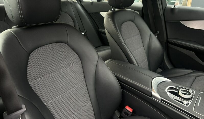 Mercedes C 220 | tylny | Automatyczna | 194 KM | Czarny full