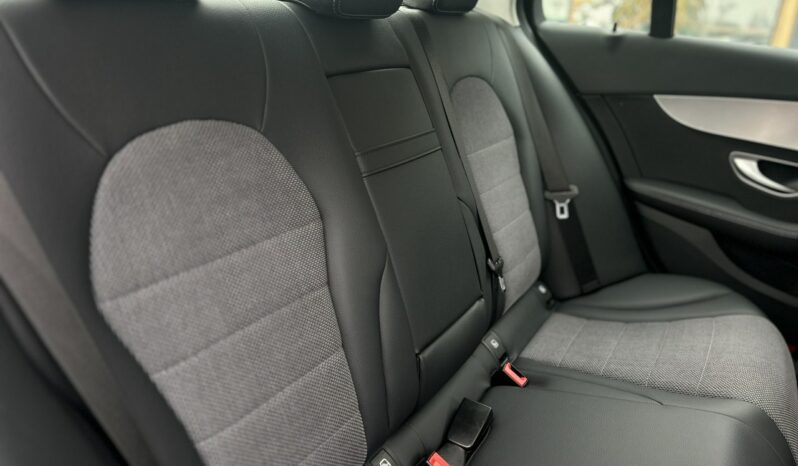 Mercedes C 220 | tylny | Automatyczna | 194 KM | Czarny full