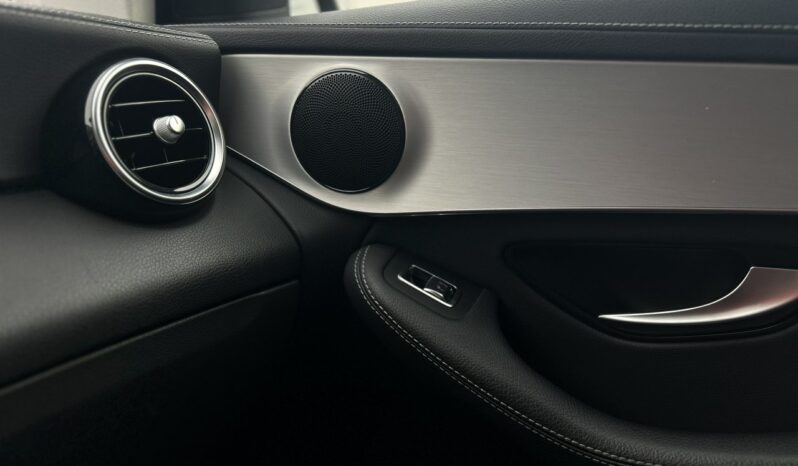 Mercedes GLC 200 | 4x4_automatyczny | Automatyczna | 163 KM | bialy full