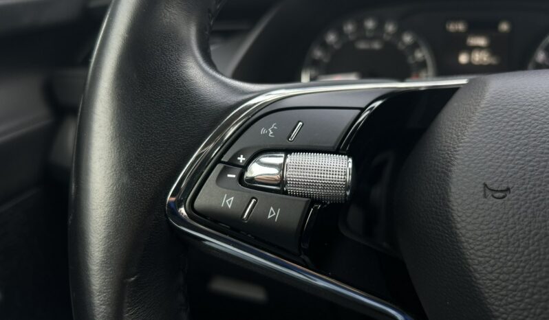 SKODA Octavia  | przedni | Manualna | 115 KM | Szary full