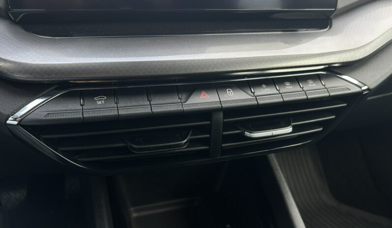 SKODA Octavia  | przedni | Manualna | 115 KM | Szary full