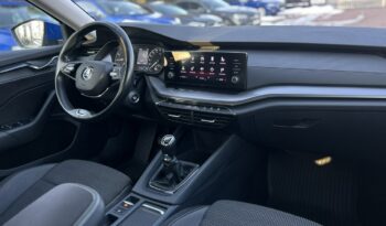 SKODA Octavia  | przedni | Manualna | 110 KM | Niebieski full