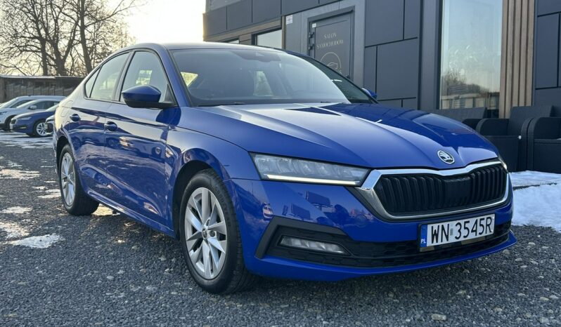 SKODA Octavia  | przedni | Manualna | 110 KM | Niebieski full