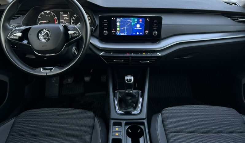 SKODA Octavia  | przedni | Manualna | 110 KM | Niebieski full