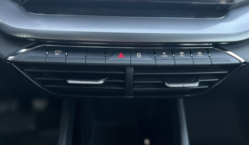 SKODA Octavia  | przedni | Manualna | 110 KM | Niebieski full