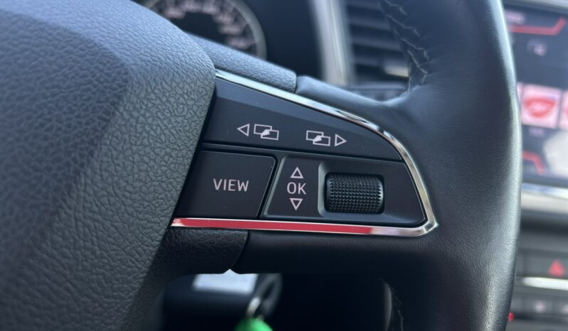 SEAT Leon  | przedni | Manualna | 110 KM | Srebrny full