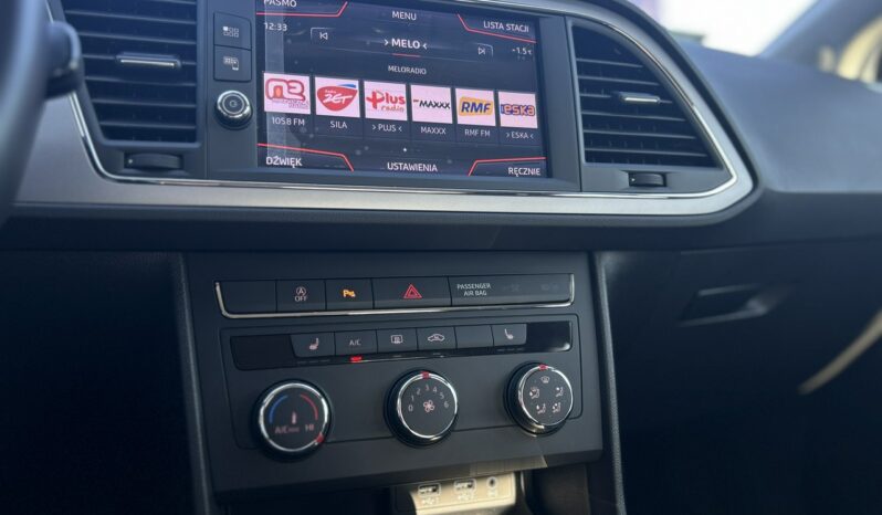 SEAT Leon  | przedni | Manualna | 110 KM | Srebrny full