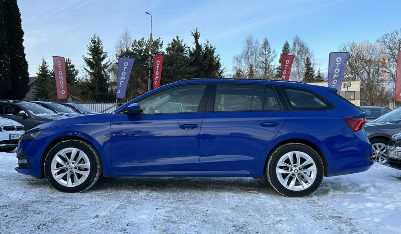 SKODA Octavia  | przedni | Automatyczna | 110 KM | Niebieski full