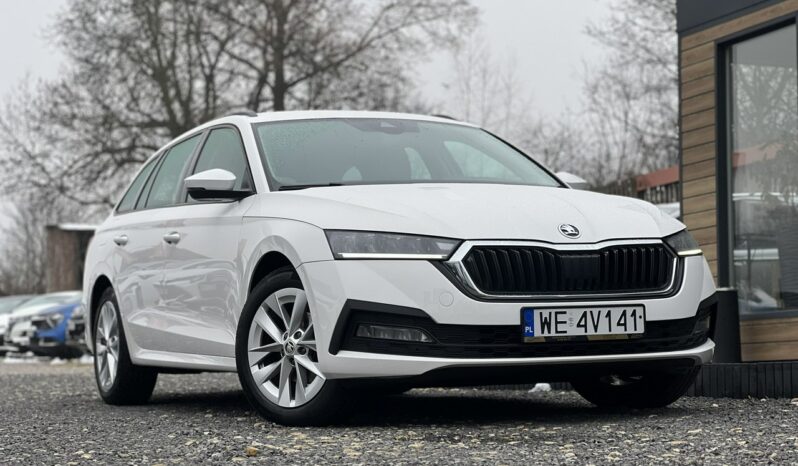 SKODA Octavia  | przedni | Manualna | 115 KM | bialy full