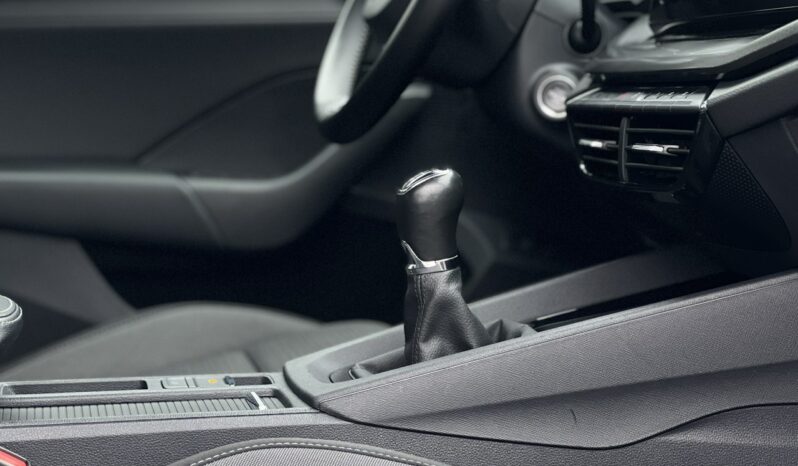 SKODA Octavia  | przedni | Manualna | 115 KM | bialy full