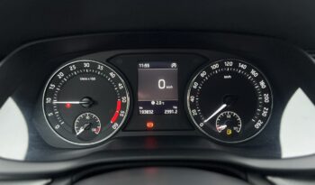 SKODA Octavia  | przedni | Manualna | 115 KM | bialy full