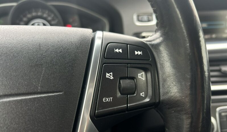 VOLVO S60  | przedni | Manualna | 150 KM | Czarny full