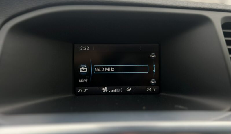 VOLVO S60  | przedni | Manualna | 150 KM | Czarny full