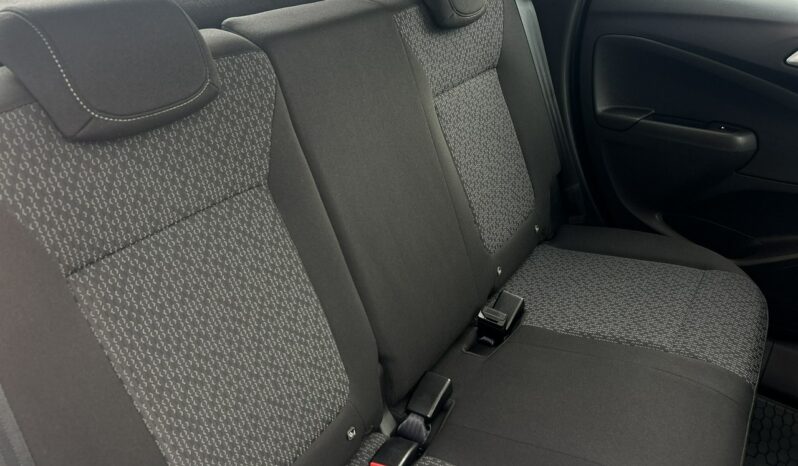 OPEL Crossland X | przedni | Manualna | 130 KM | Srebrny full