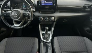 TOYOTA Yaris  | przedni | Automatyczna | 125 KM | Czarny full