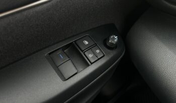 TOYOTA Yaris  | przedni | Automatyczna | 125 KM | Czarny full