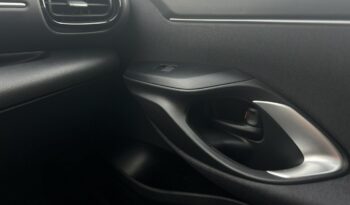 TOYOTA Yaris  | przedni | Automatyczna | 125 KM | Czarny full