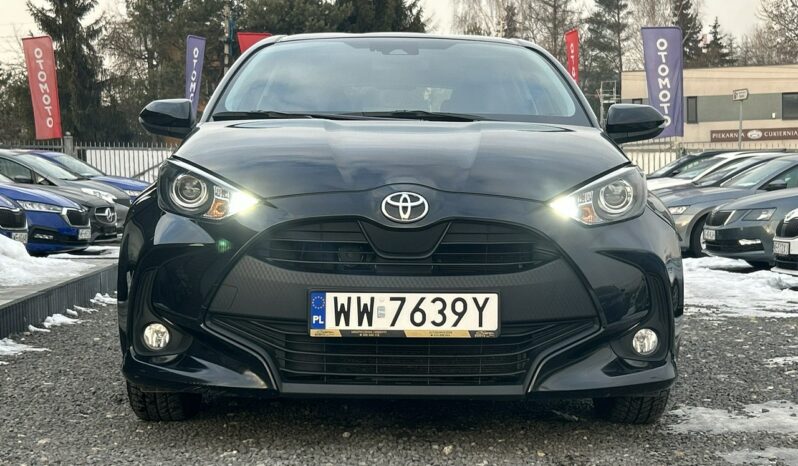 TOYOTA Yaris  | przedni | Automatyczna | 125 KM | Czarny full