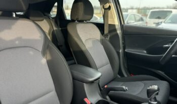 HYUNDAI I30  | przedni | Manualna | 110 KM | Beżowy full