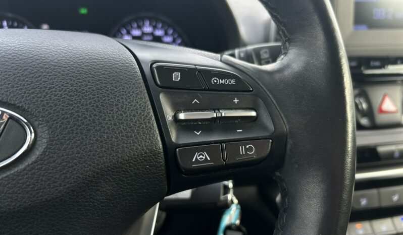 HYUNDAI I30  | przedni | Manualna | 110 KM | Beżowy full