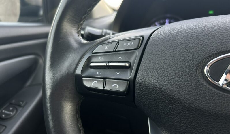 HYUNDAI I30  | przedni | Manualna | 110 KM | Beżowy full