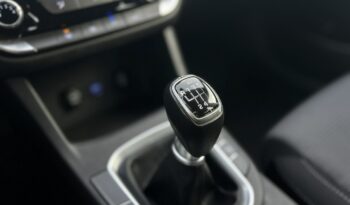 HYUNDAI I30  | przedni | Manualna | 110 KM | Beżowy full