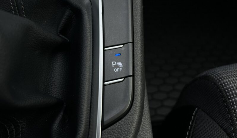 HYUNDAI I30  | przedni | Manualna | 110 KM | Beżowy full