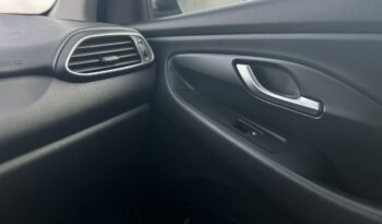 HYUNDAI I30  | przedni | Manualna | 110 KM | Beżowy full