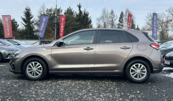 HYUNDAI I30  | przedni | Manualna | 110 KM | Beżowy full