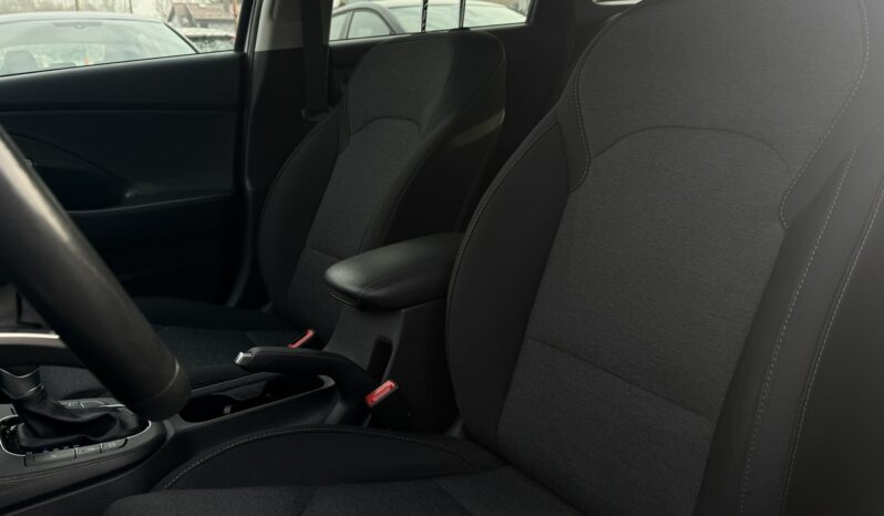 HYUNDAI I30  | przedni | automatyczna_dwusprzeglowa | 120 KM | Srebrny full