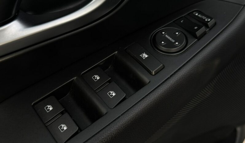 HYUNDAI I30  | przedni | automatyczna_dwusprzeglowa | 120 KM | Srebrny full