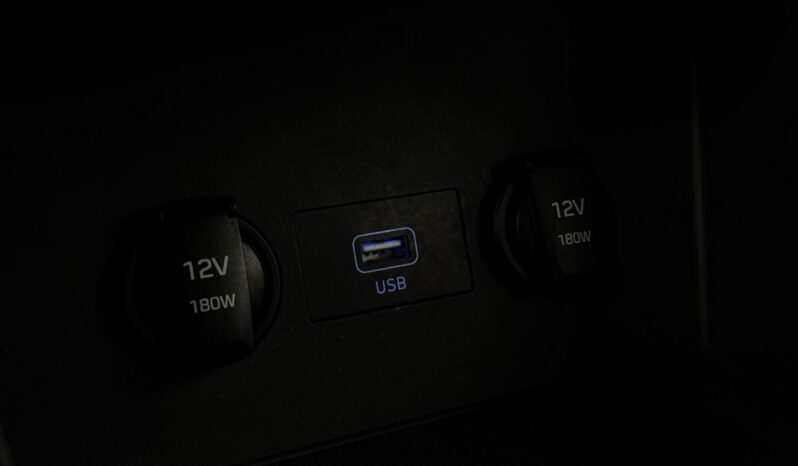 HYUNDAI I30  | przedni | automatyczna_dwusprzeglowa | 120 KM | Srebrny full