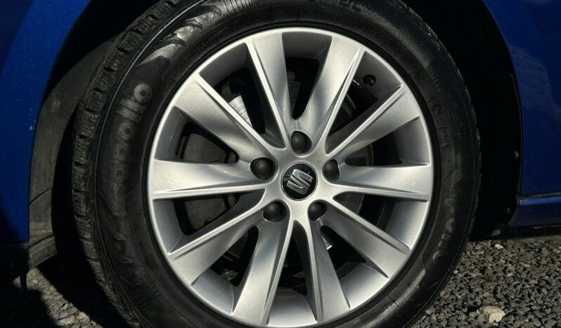 SEAT Leon  | przedni | Manualna | 130 KM | niebieski ciemny full