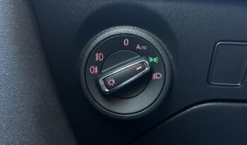 SEAT Leon  | przedni | Manualna | 130 KM | niebieski ciemny full