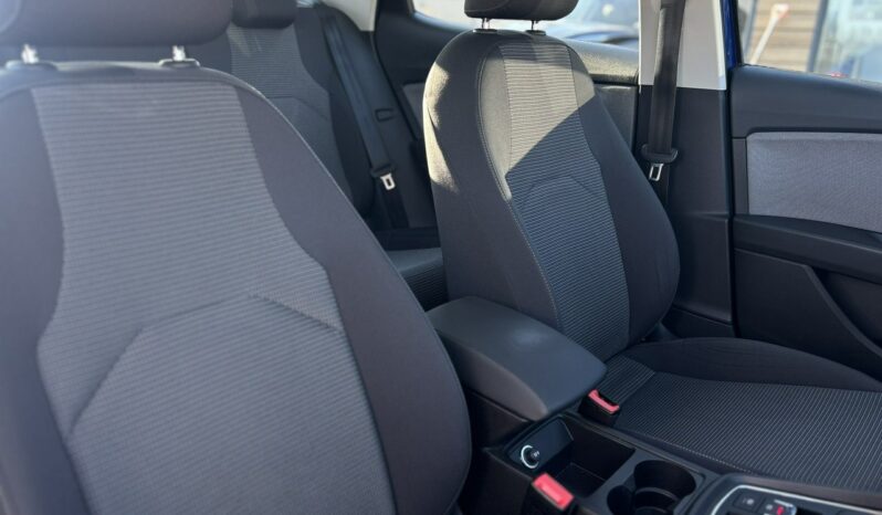 SEAT Leon  | przedni | Manualna | 130 KM | niebieski ciemny full