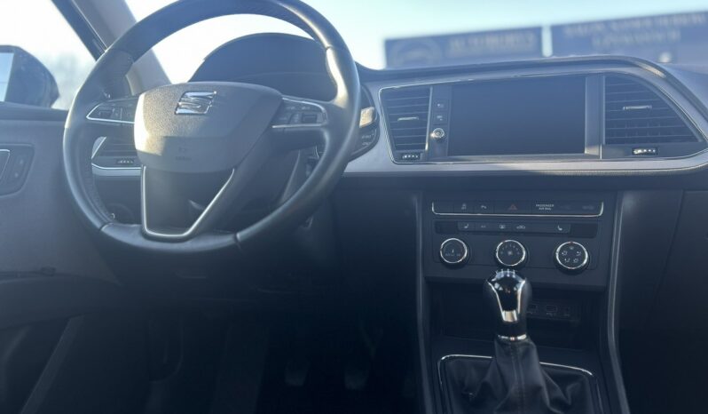 SEAT Leon  | przedni | Manualna | 130 KM | niebieski ciemny full