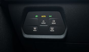 SEAT Leon  | przedni | automatyczna_dwusprzeglowa | 110 KM | bialy full