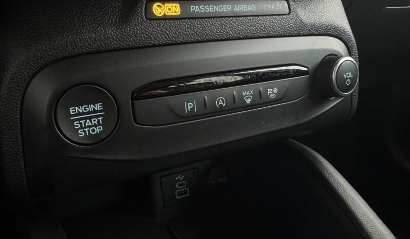 FORD Focus  | przedni | Manualna | 125 KM | Czarny full