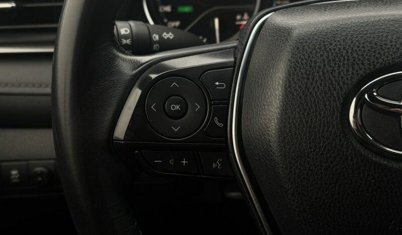 TOYOTA Camry | przedni | Automatyczna | 218 KM | Bordowy full