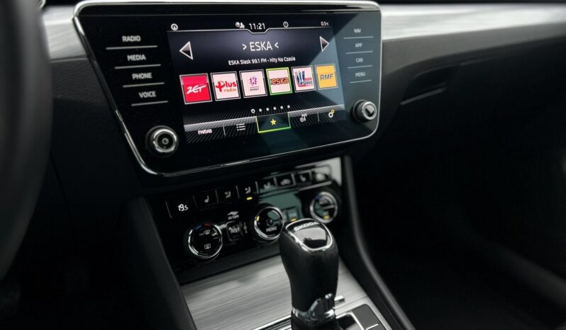 SKODA Superb  | przedni | Automatyczna | 150 KM | Szary full