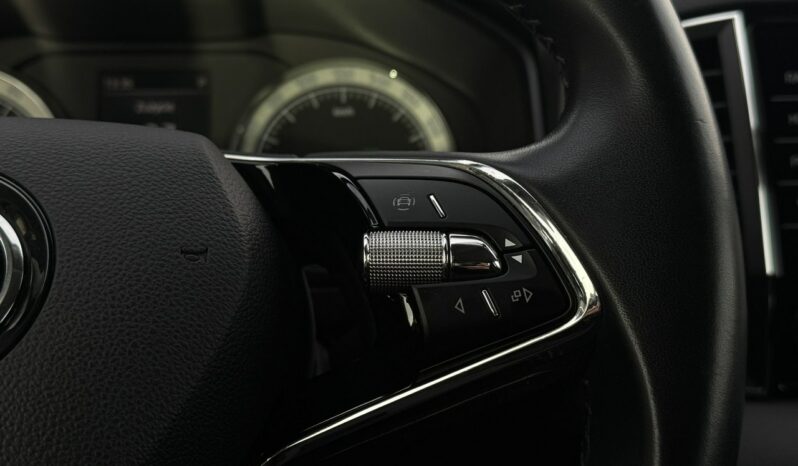 SKODA Karoq | przedni | Automatyczna | 150 KM | inny full