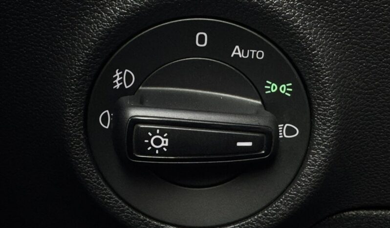 SKODA Karoq | przedni | Automatyczna | 150 KM | inny full