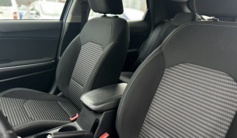 KIA XCeed  | przedni | Manualna | 120 KM | Niebieski full